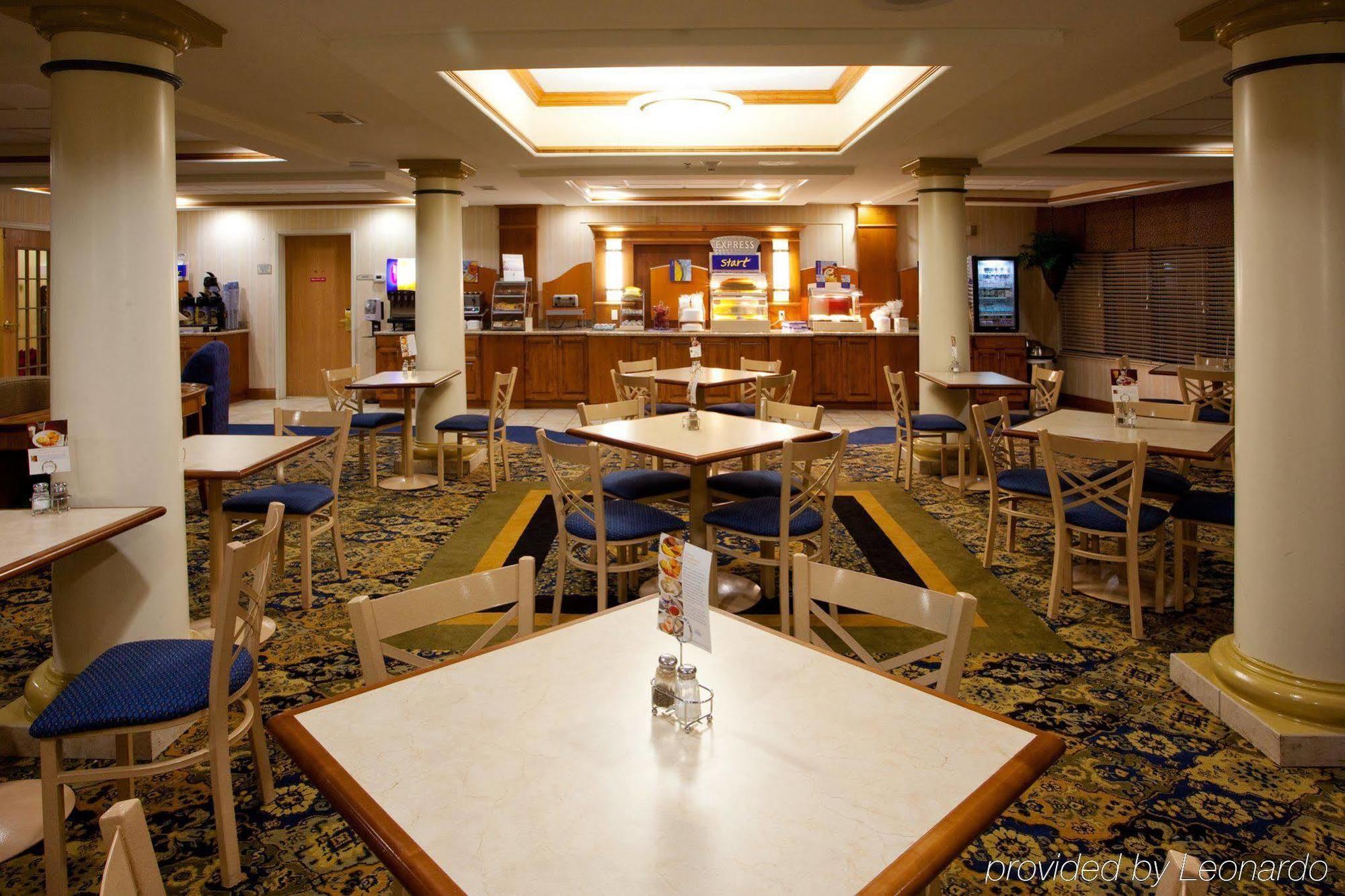 Holiday Inn Express Hotel & Suites Jacksonville-Blount Island By Ihg Restoran gambar